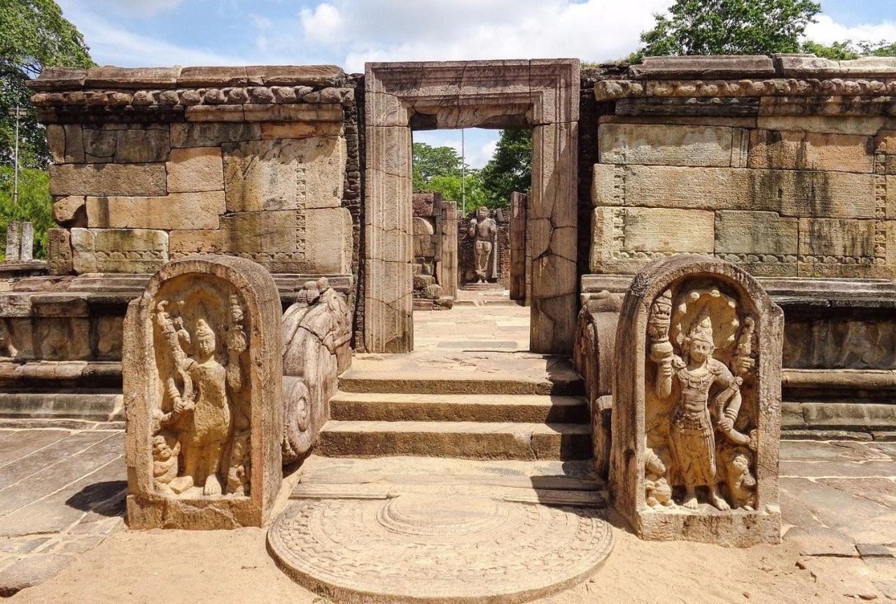 Geethani Tourist Home Polonnaruwa Eksteriør billede