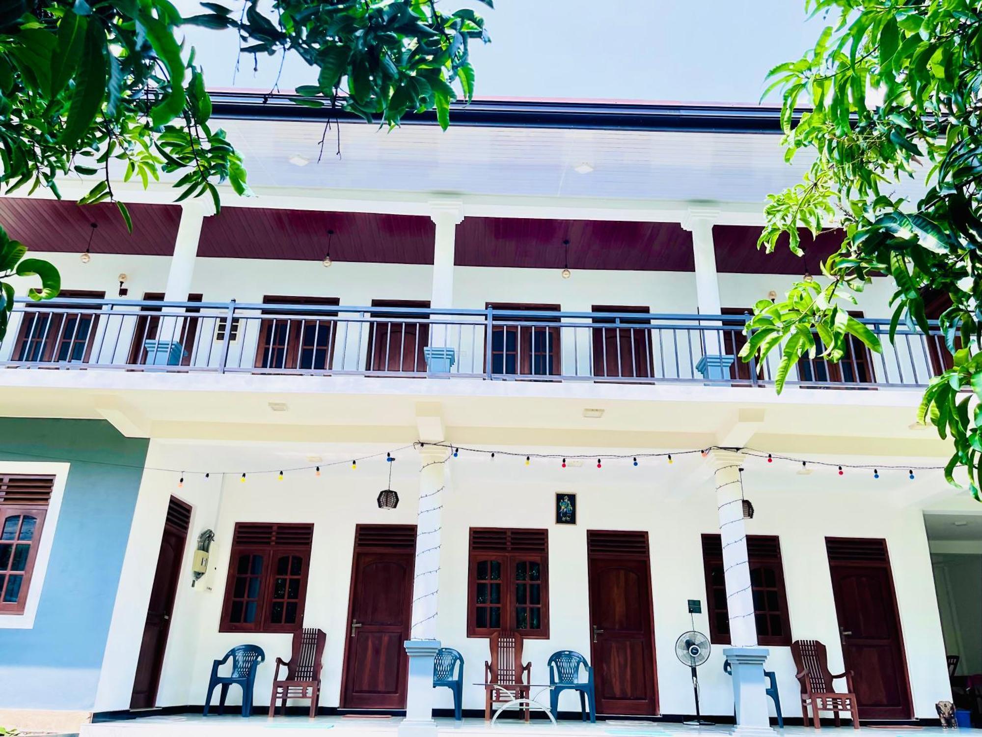 Geethani Tourist Home Polonnaruwa Eksteriør billede